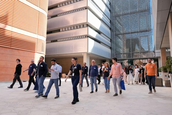 How Can You Maximize Comfort in a Small UK Apartment?