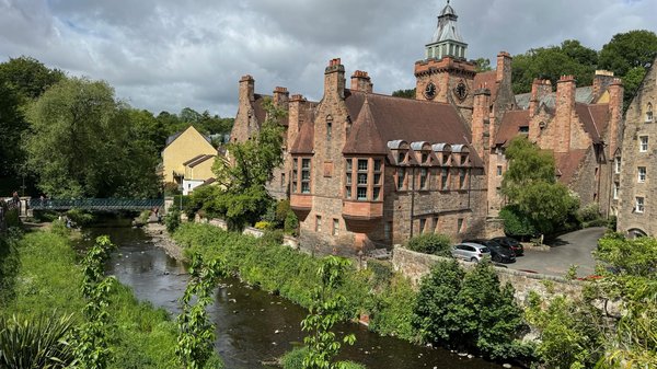 Experience luxury travel and tours across scotland's wonders